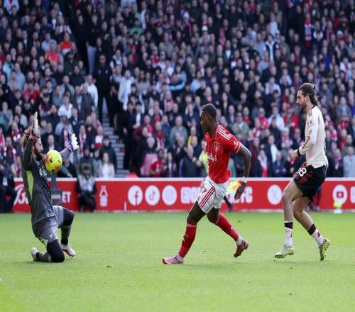 中场速递,狼队半场,领先,M6,MiLe,米乐YY易游,米乐YY易游体育入口,米乐YY易游官网,米乐YY易游体育APP下载